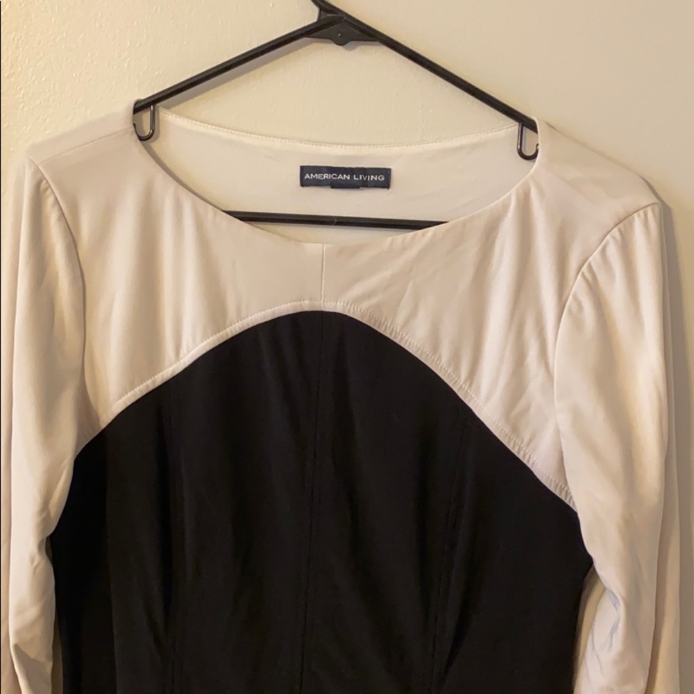 Women’s Dress - Picture 2 of 4